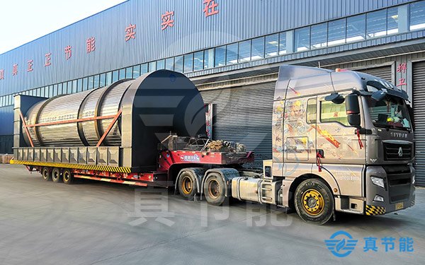 造紙污泥干化設備運輸現場